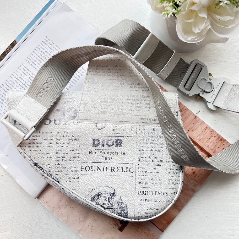 Dior 2020 Limited Newspaper Print Saddle Bag - Picture 3 of 7